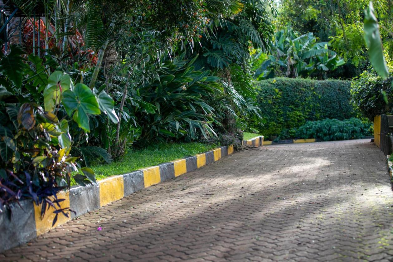 Meru Gatimene Gardens Hotel المظهر الخارجي الصورة